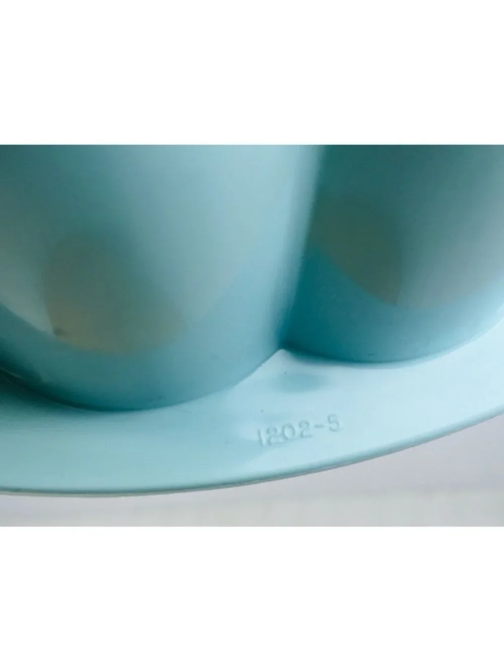 Tupperware Blue Green Jello Salad Mold Ice Ring 3 Piece #1202-5 USA